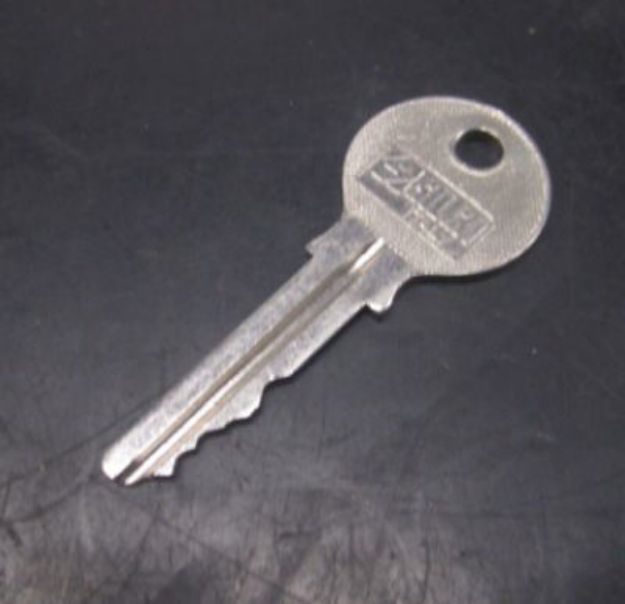 Picture of KEY DOOR HANDLE